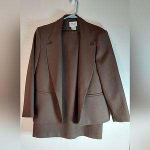 Vintage Barclay Petites Brown Jacket and Skirt Set Womens Sz 10 USA